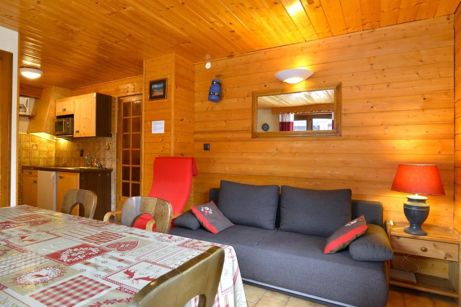 La Fleche D'Or Apartment Chatel