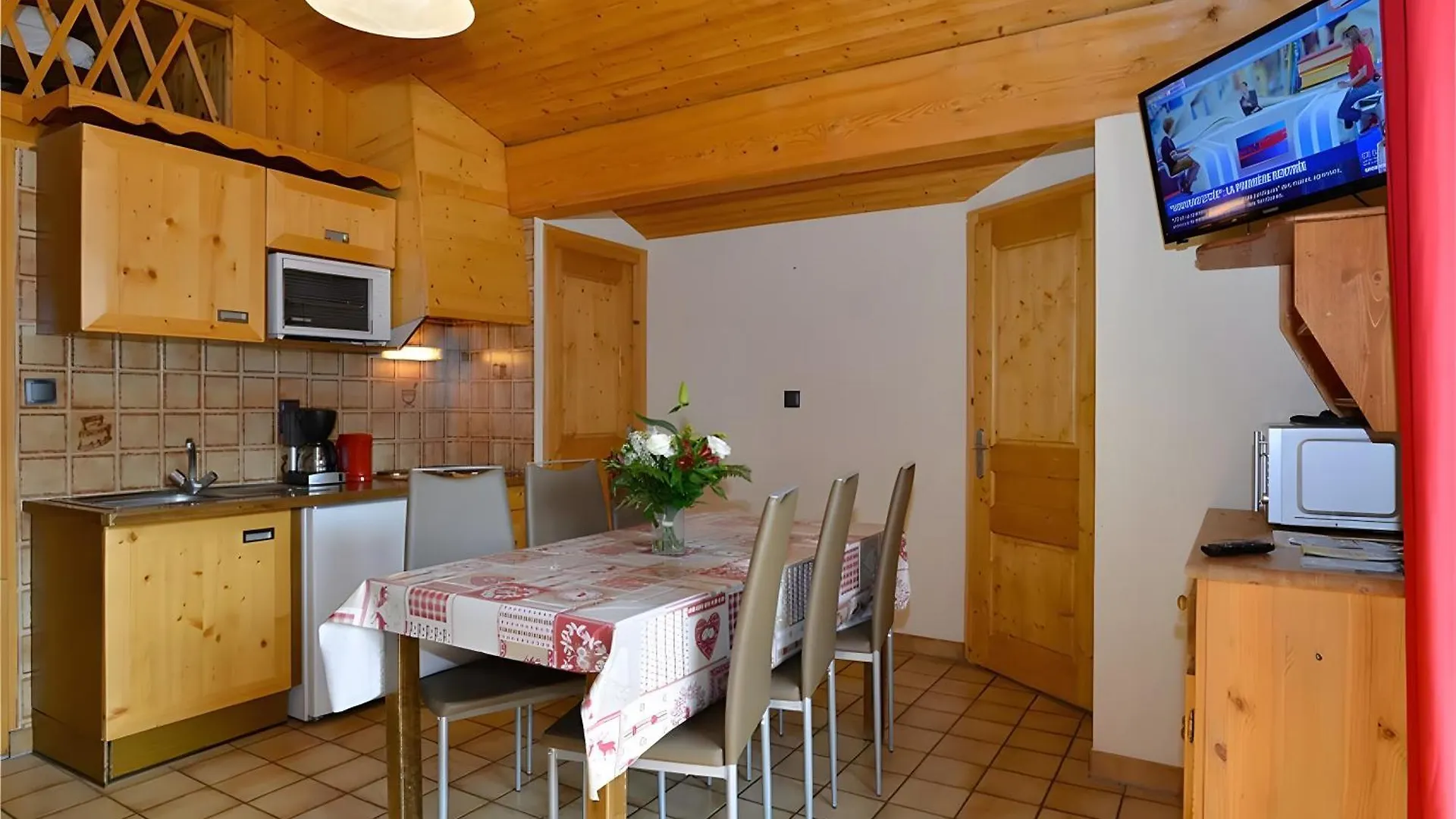 La Fleche D'Or Apartment Chatel