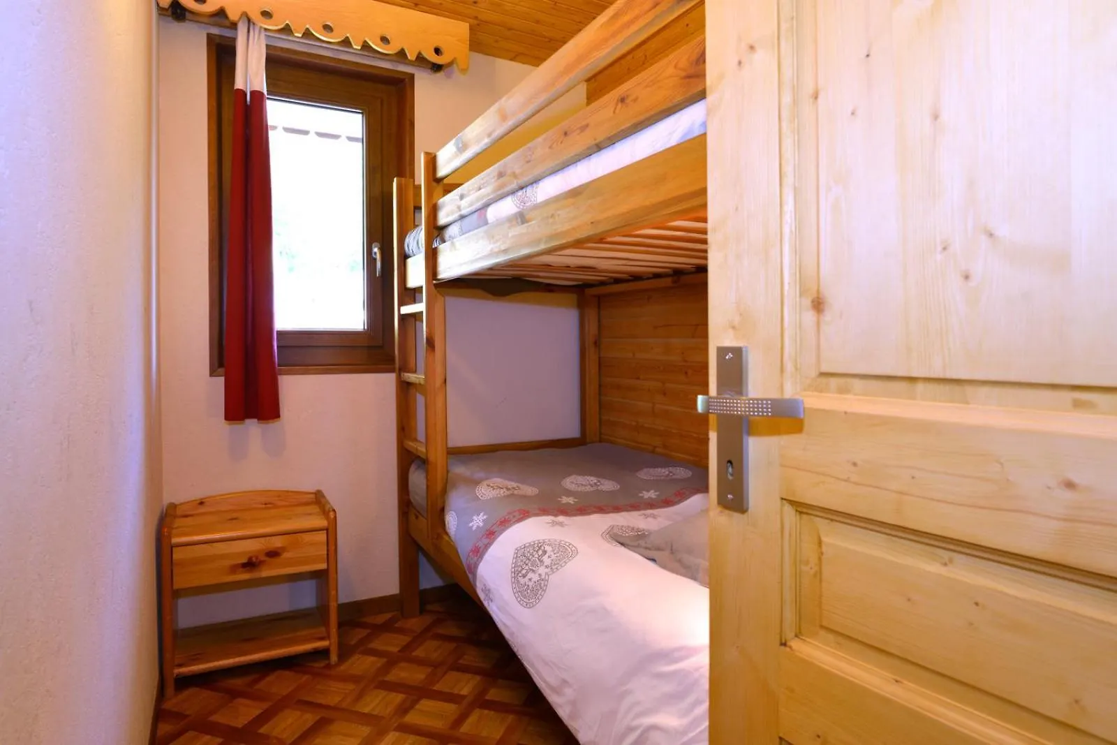 La Fleche D'Or Apartment Chatel