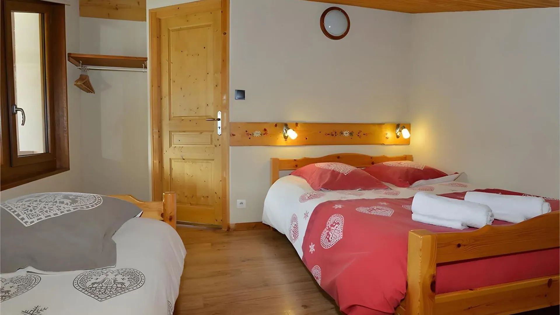 La Fleche D'Or Apartment Chatel