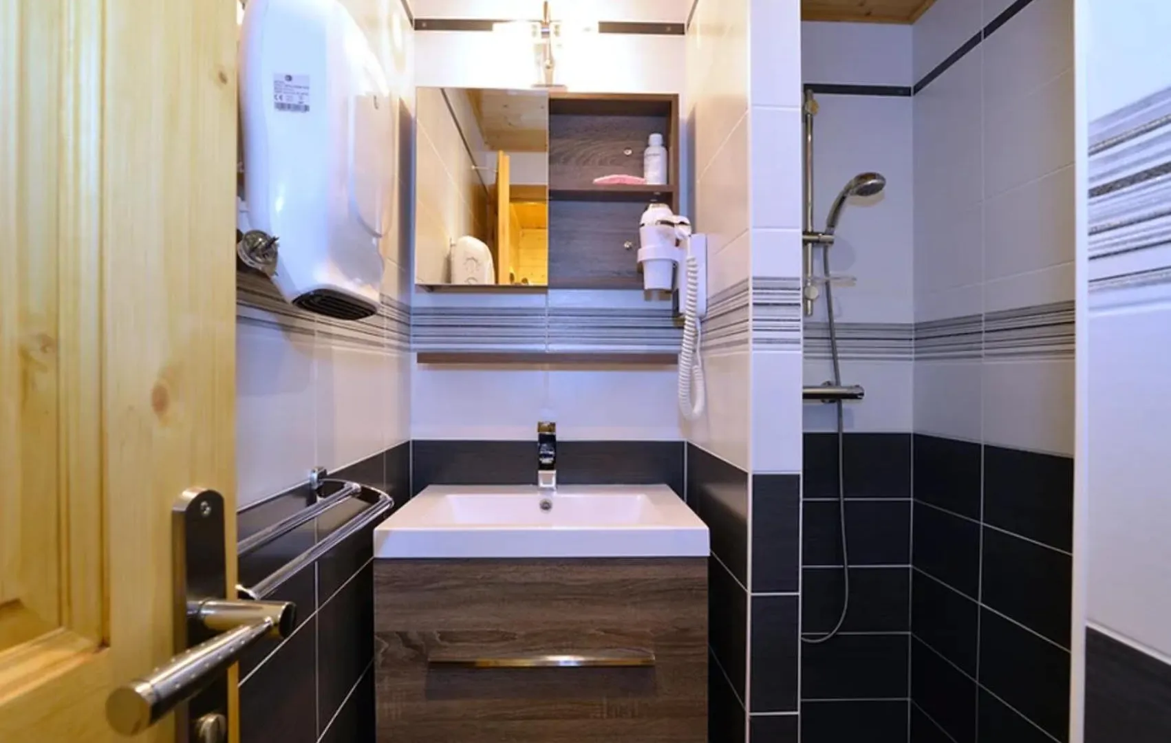 La Fleche D'Or Apartment Chatel France