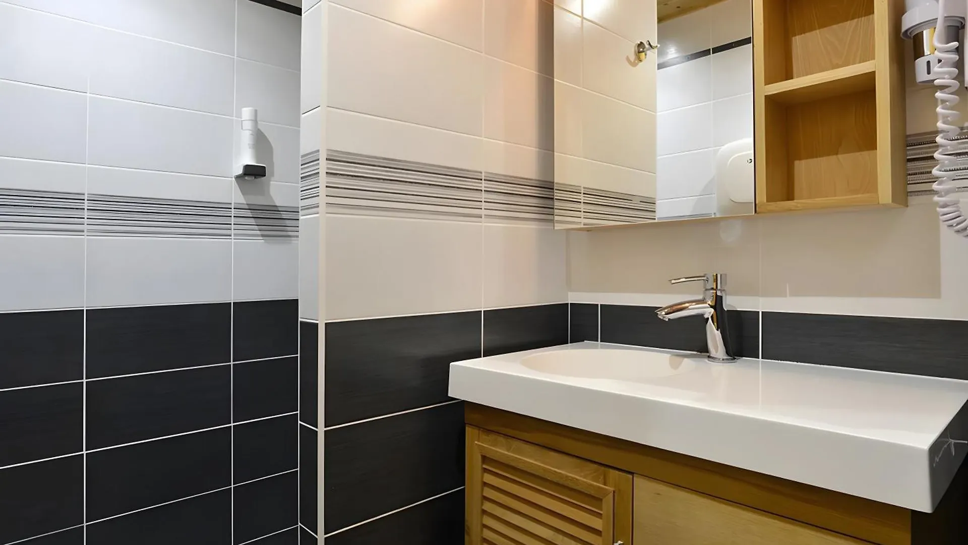 La Fleche D'Or Apartment Chatel 0*,